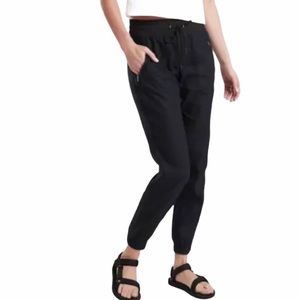 Athleta Cabo Linen Joggers In Black
